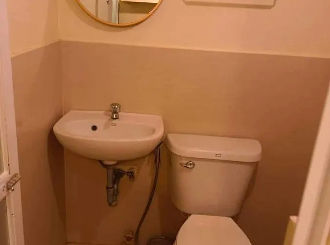 White Hub